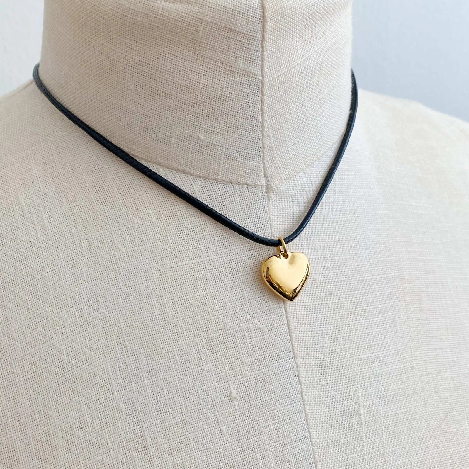 Chic Black Heart Pendant