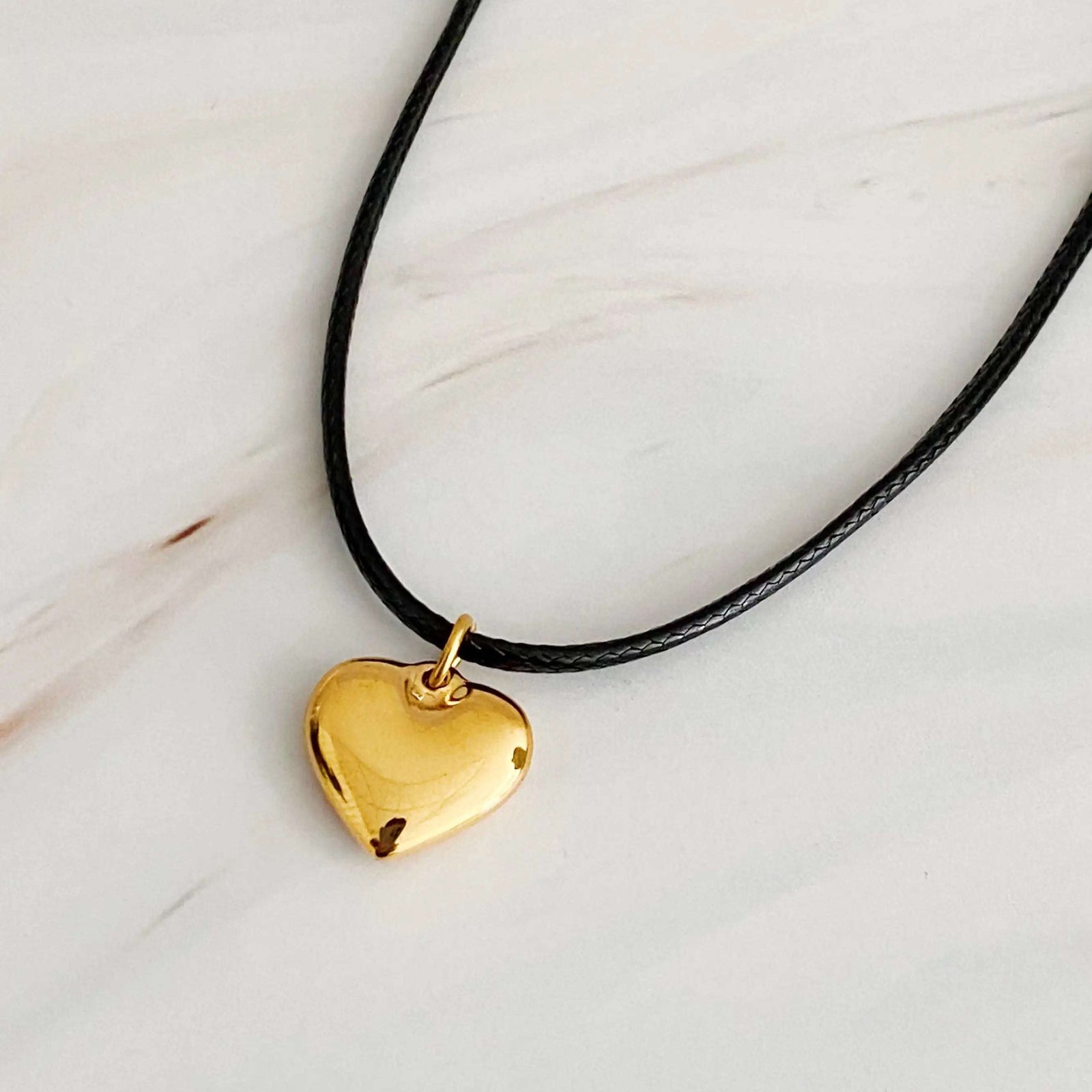 Chic Black Heart Pendant