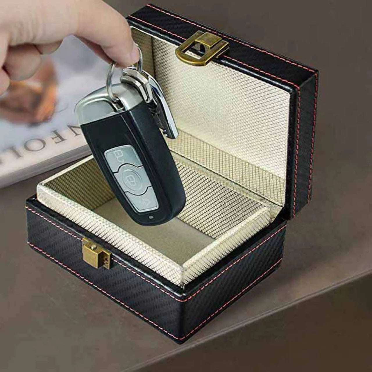 Anti-Radiation Key Signal Blocker
